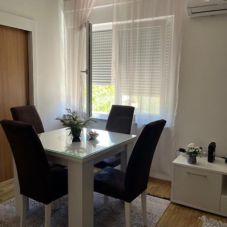 Apartman Reyan ヤイツェ エクステリア 写真
