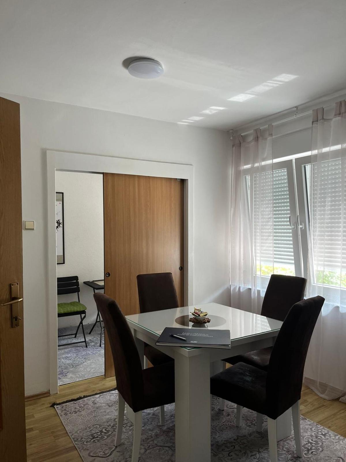 Apartman Reyan ヤイツェ エクステリア 写真