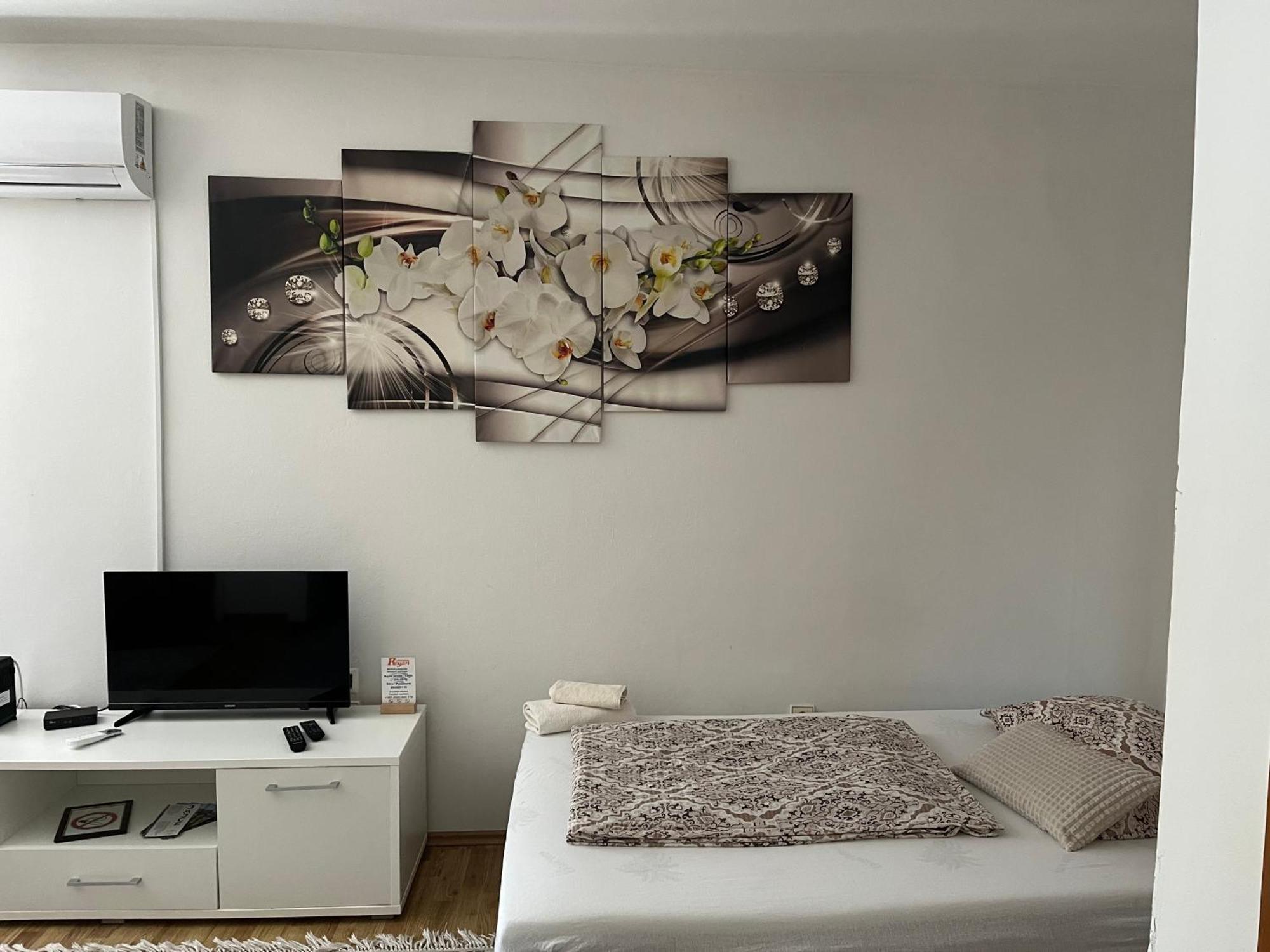 Apartman Reyan ヤイツェ エクステリア 写真